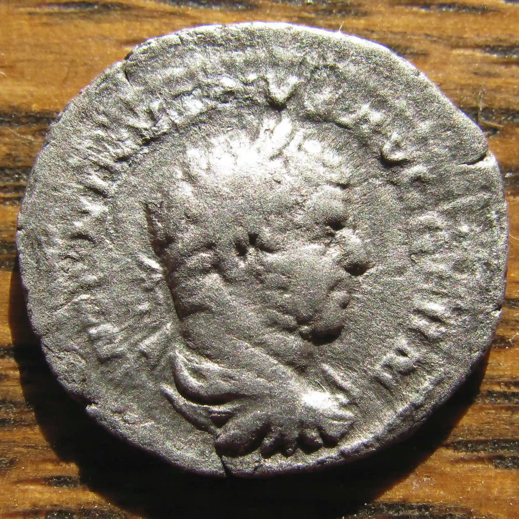 An-Uncleaned-Caracalla-Quinarius-Shows-Itself
